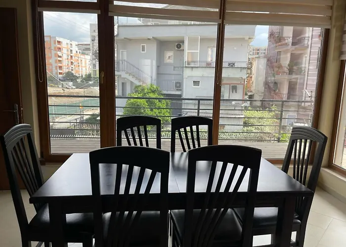 Kalpazo Rental Vila 313 Tirana Appartement *